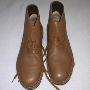 Clarks Chukka Boots | 11 | Tan